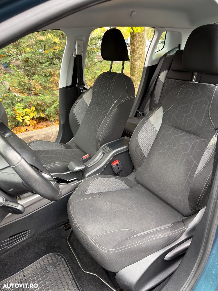 Peugeot 2008 - 5