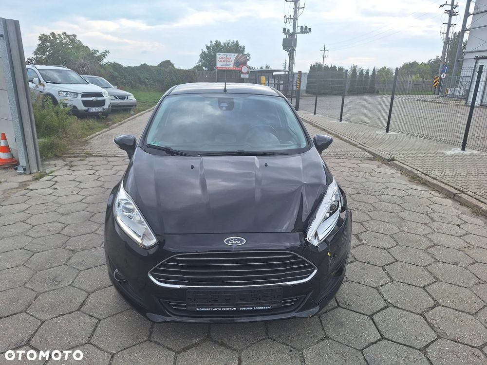 Ford Fiesta 1.0 EcoBoost S&S TITANIUM X - 2