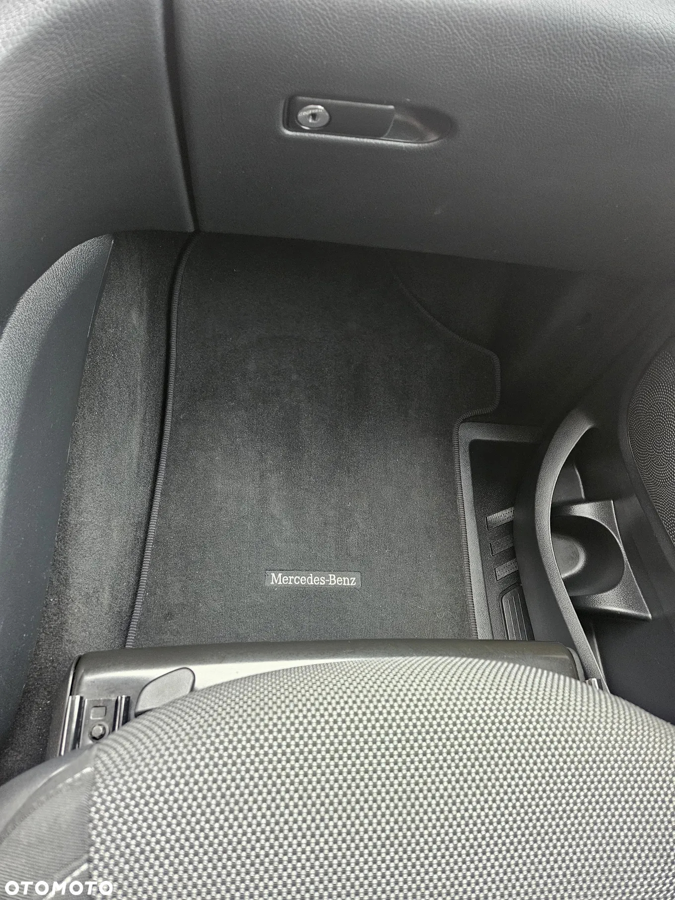Mercedes-Benz Klasa V 250 d 4-Matic Avantgarde 7G-Tronic (d³ugi) - 16
