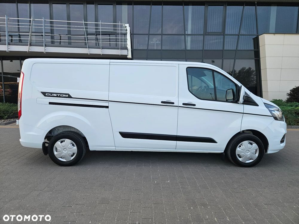 Ford Transit Custom - 8