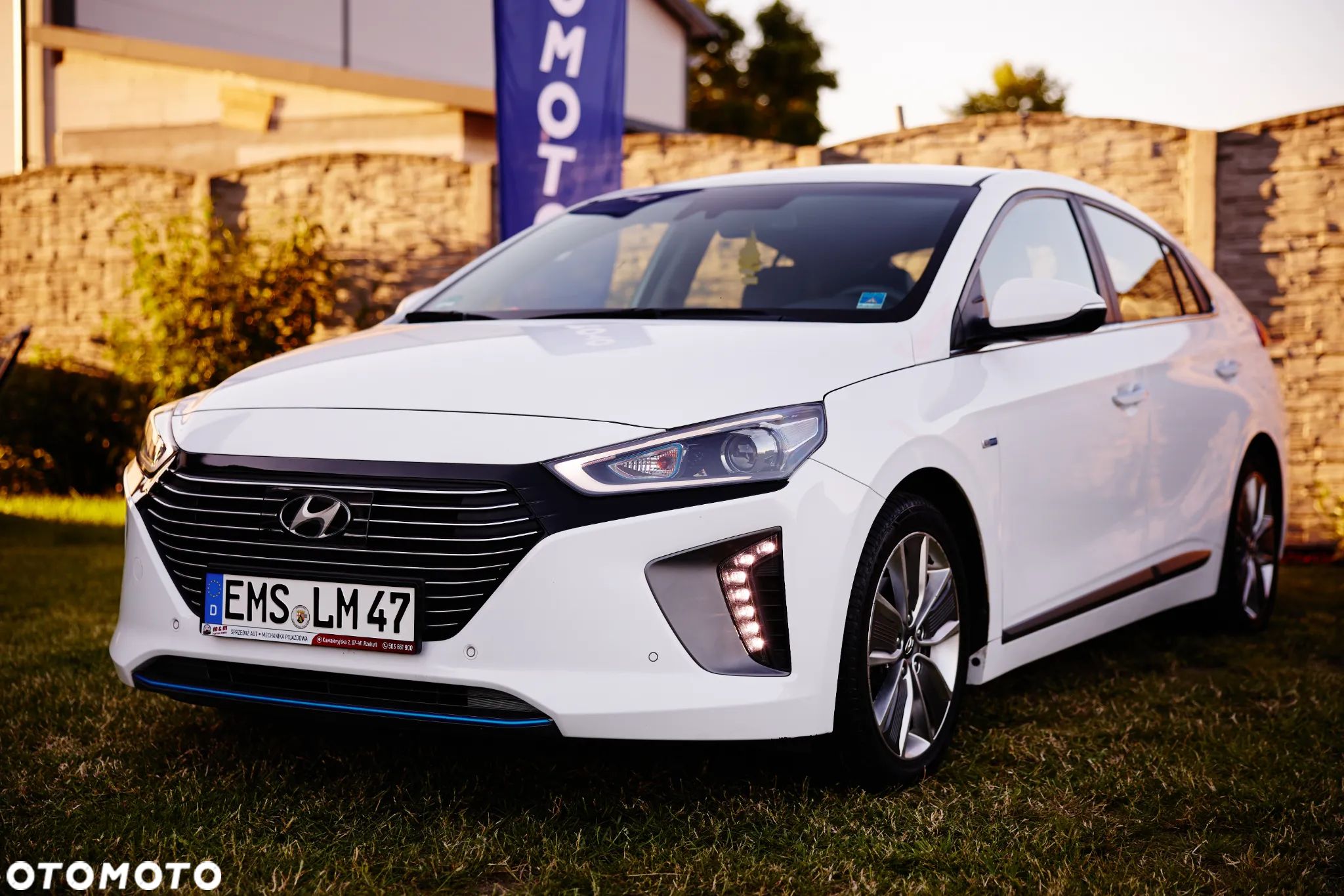 Hyundai IONIQ hybrid Platinum - 1