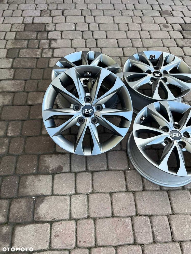 Oryginalne alufelgi Hyundai 5x114,3 16 cali Czujniki Tucson IX35 - 3