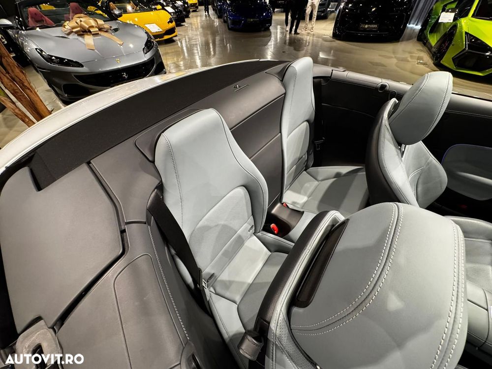 Mercedes-Benz SL 63 AMG - 38