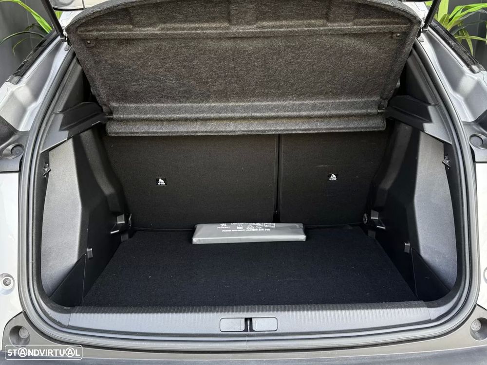 Peugeot 2008 1.2 PureTech Active Pack - 18