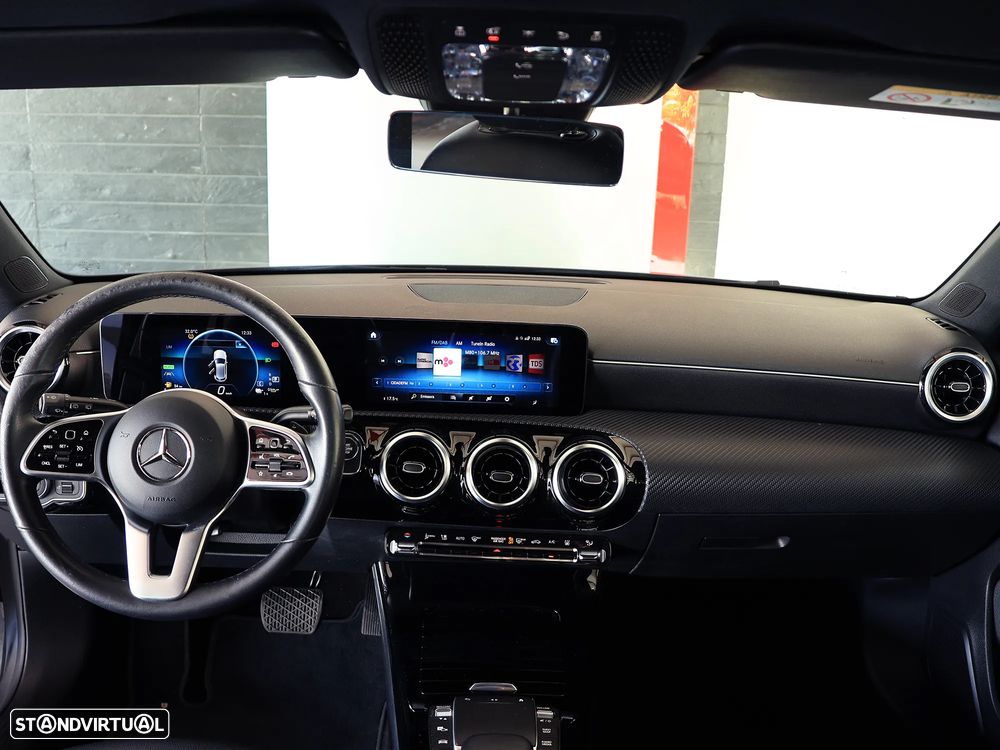Mercedes-Benz A 250 e Style Plus - 17