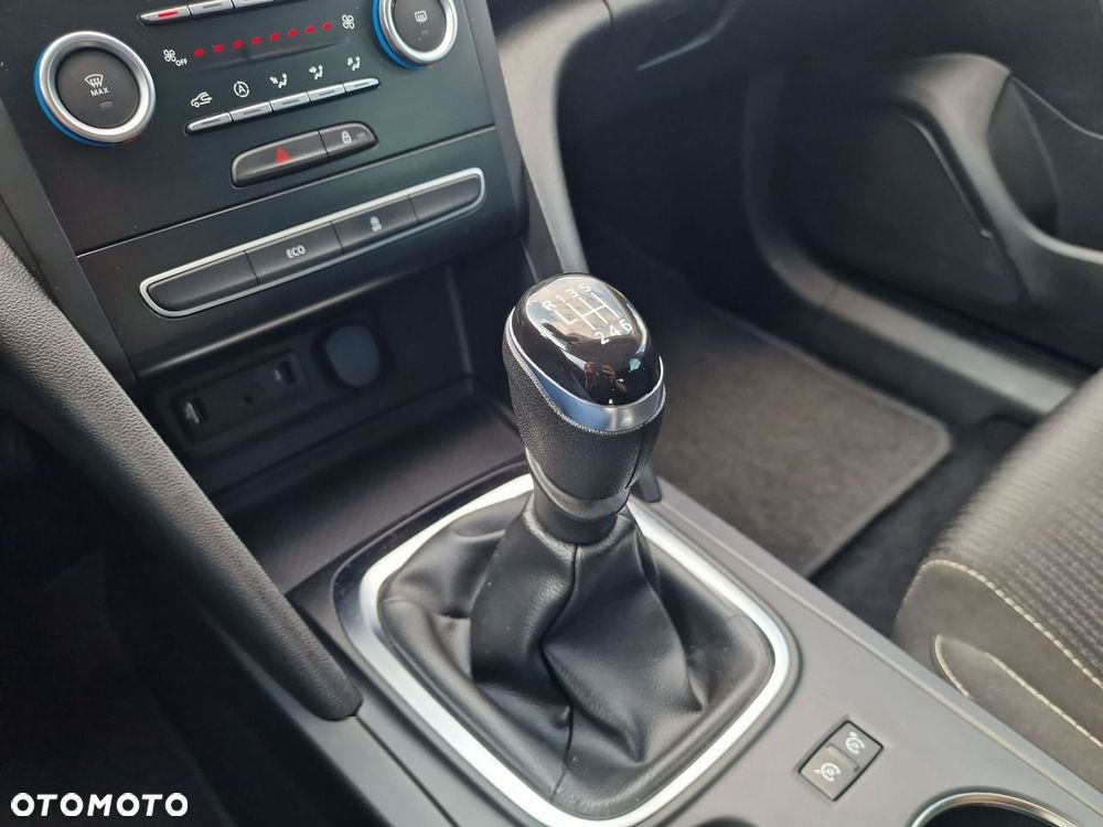 Renault Megane - 24