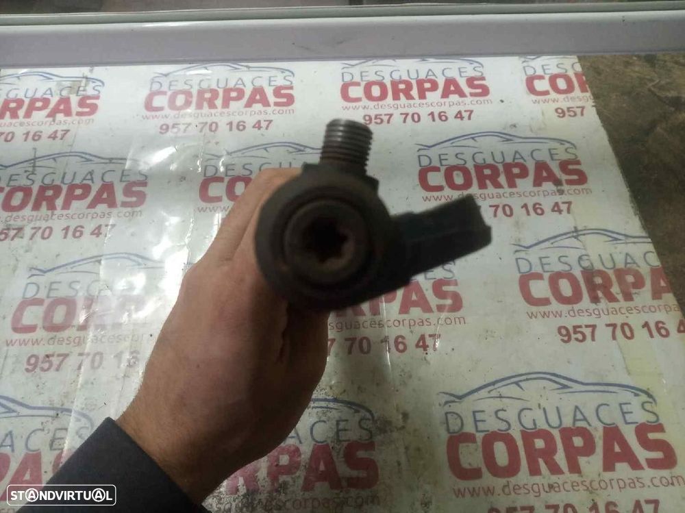 RAMPA INJETORA FORD TRANSIT FURGÃO 2005 -R9144Z050B - 3