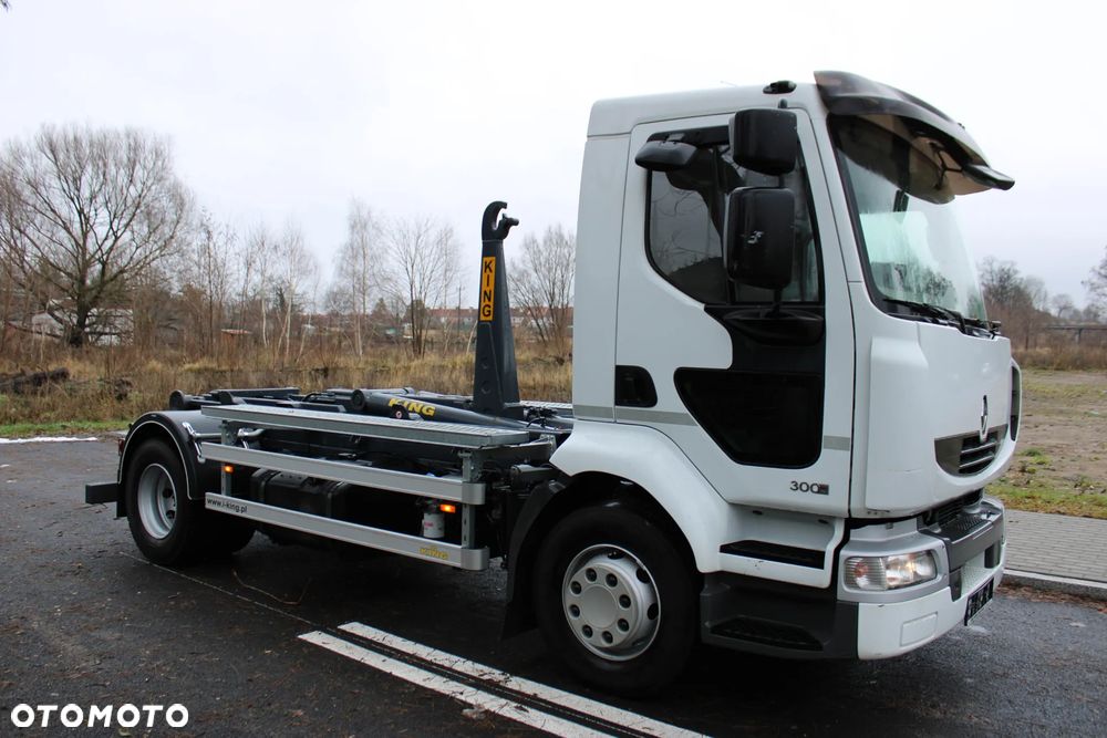 Renault MIDLUM 300 HAKOWIEC