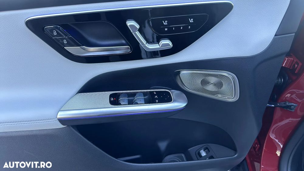 Mercedes-Benz GLC 300 e 4MATIC - 17