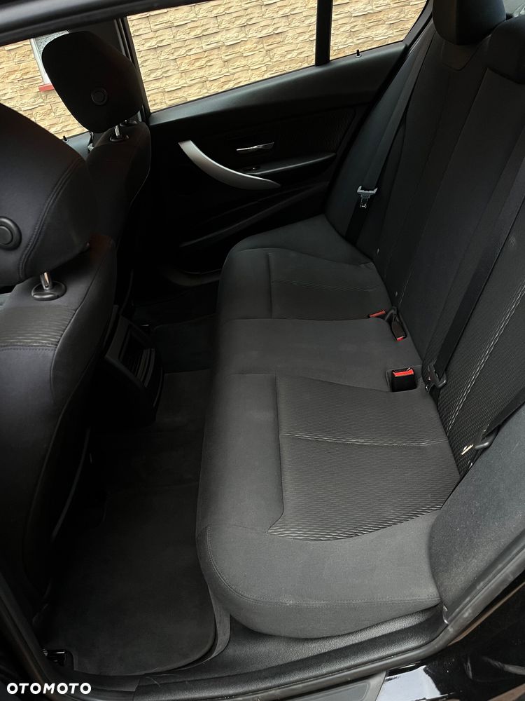 BMW Seria 3 - 11