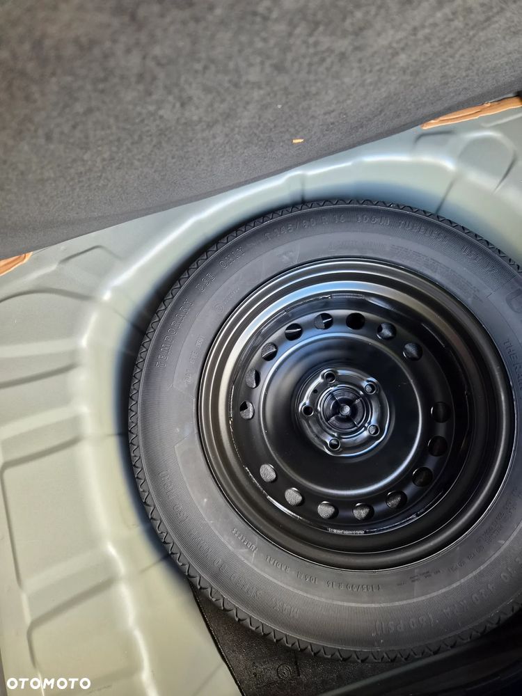 Renault Captur TCe Mild Hybrid 160 EDC GPF R.S LINE - 11