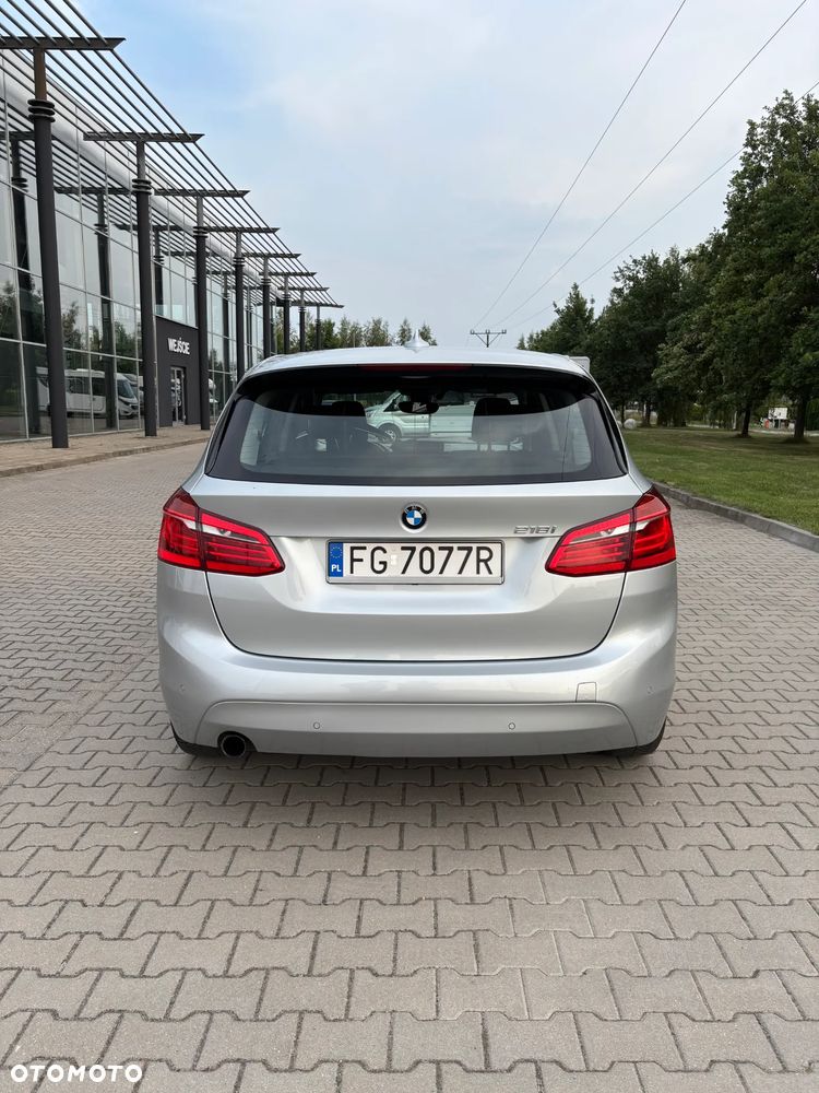 BMW Seria 2 218i - 9