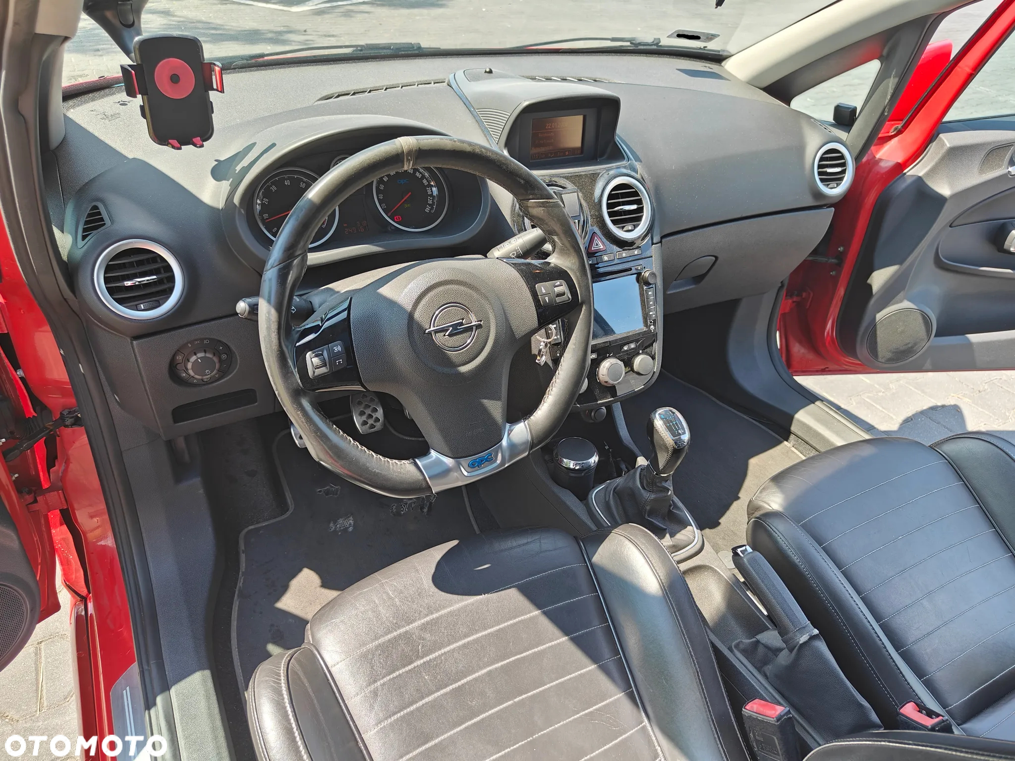 Opel Corsa 1.6 Turbo OPC - 9