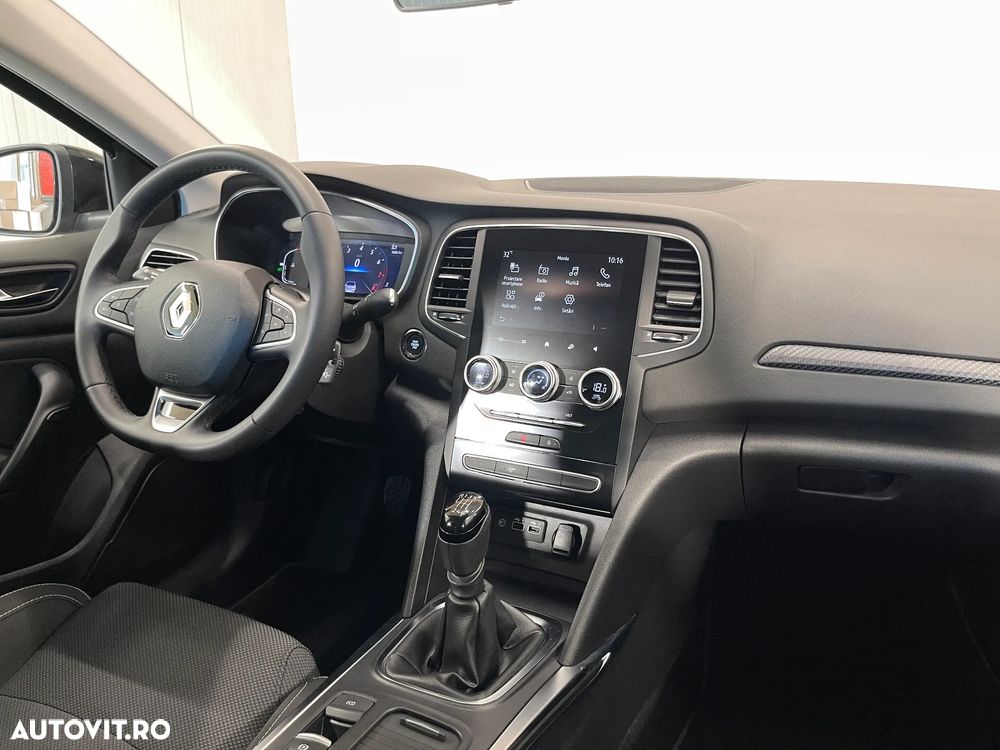 Renault Megane TCe 140 GPF Equilibre - 9