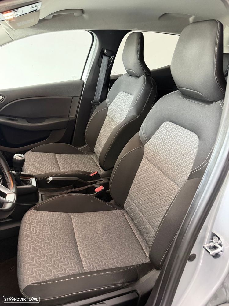 Renault Clio 1.0 TCe Limited Bi-Fuel - 17
