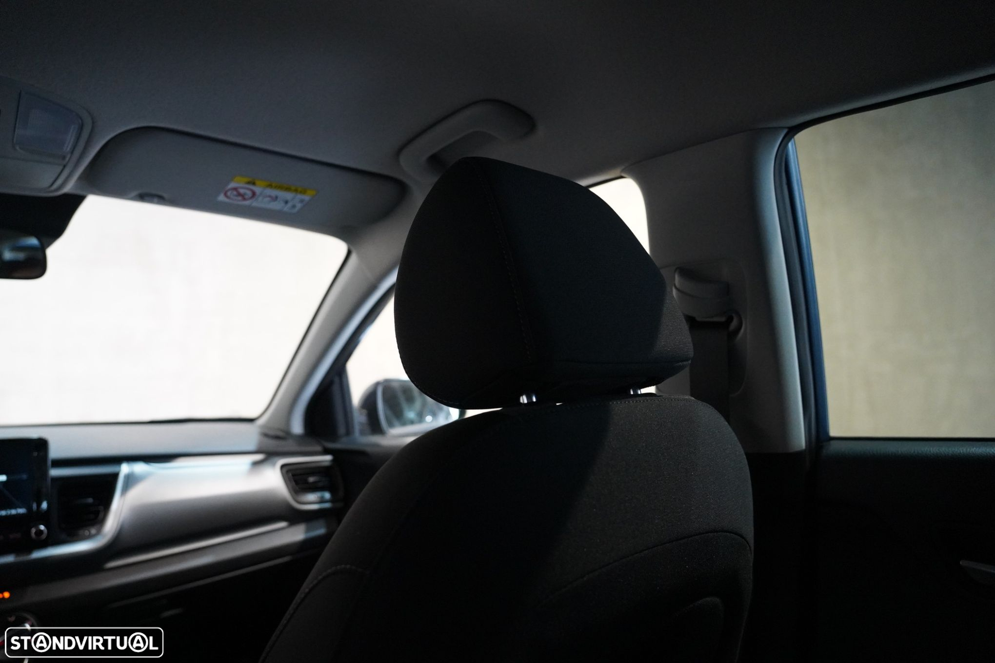 Kia Stonic 1.2 Dynamic - 24
