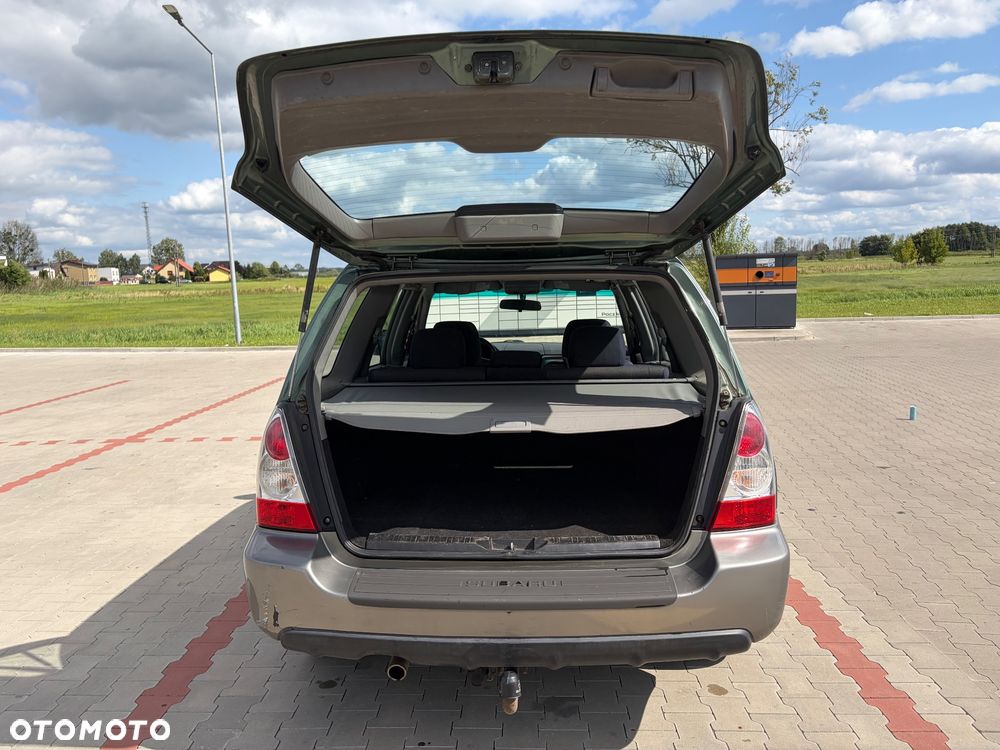 Subaru Forester 2.0 X - 9