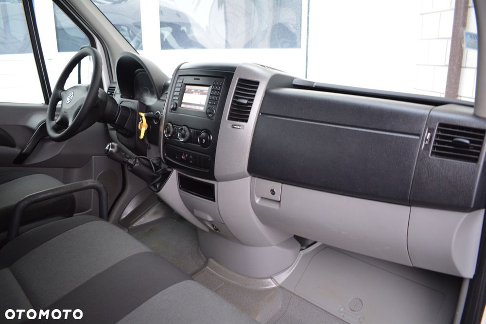 Volkswagen CRAFTER 35 2.0 TDI - 27