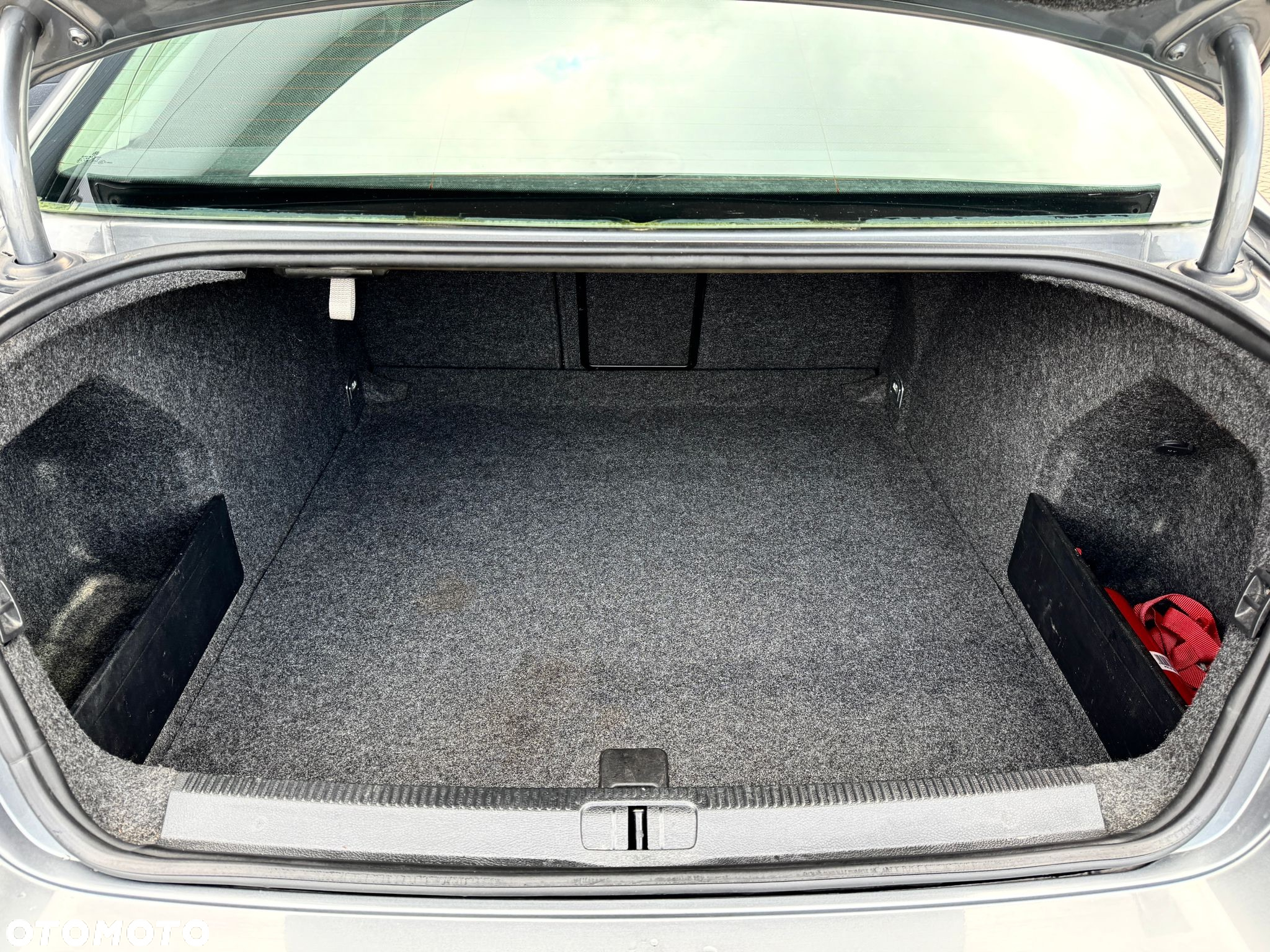 Volkswagen Passat 2.0 TDI Comfortline - 25