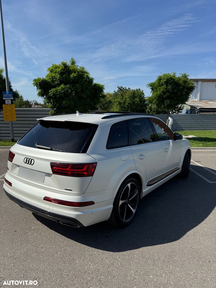 Audi Q7 3.0 50 TDI quattro Tiptronic MHEV S Line - 6