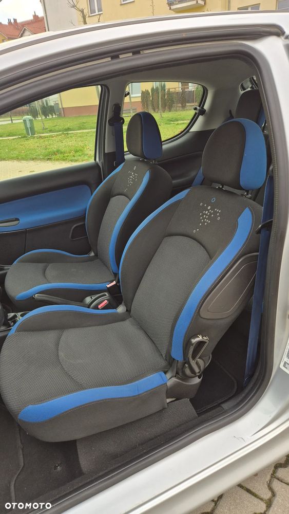 Peugeot 206 plus - 13