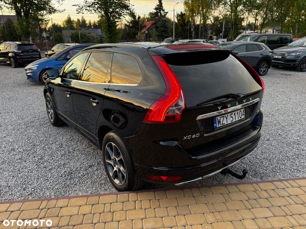 Volvo XC 60 D3 Drive-E Ocean Race - 30