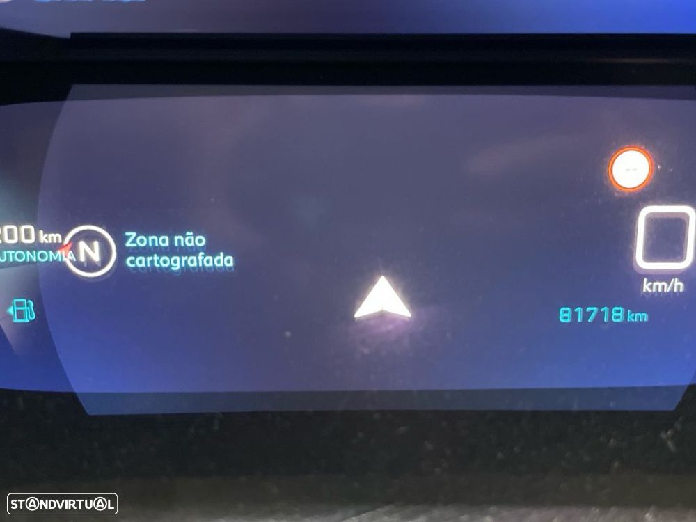 Peugeot 2008 1.2 PureTech Allure - 3