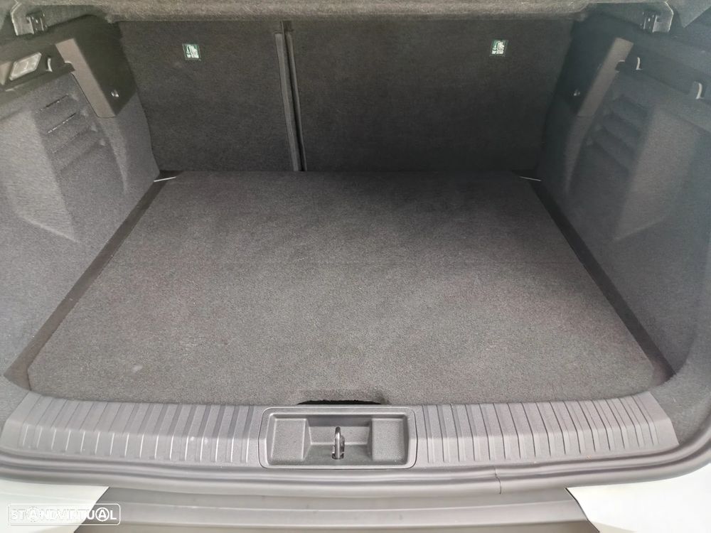 Mitsubishi Grandis 1.3 DI-T Intense 7DCT - 23
