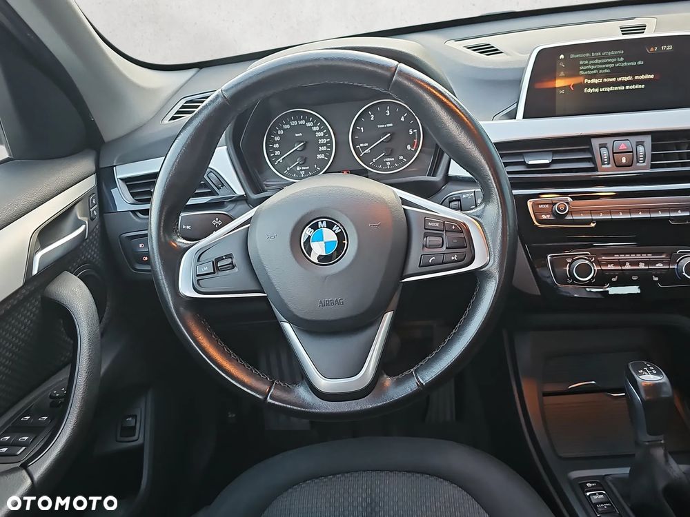 BMW X1 xDrive18d xLine - 15