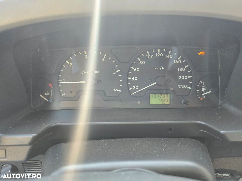 Land Rover Discovery TD5 XS - 9