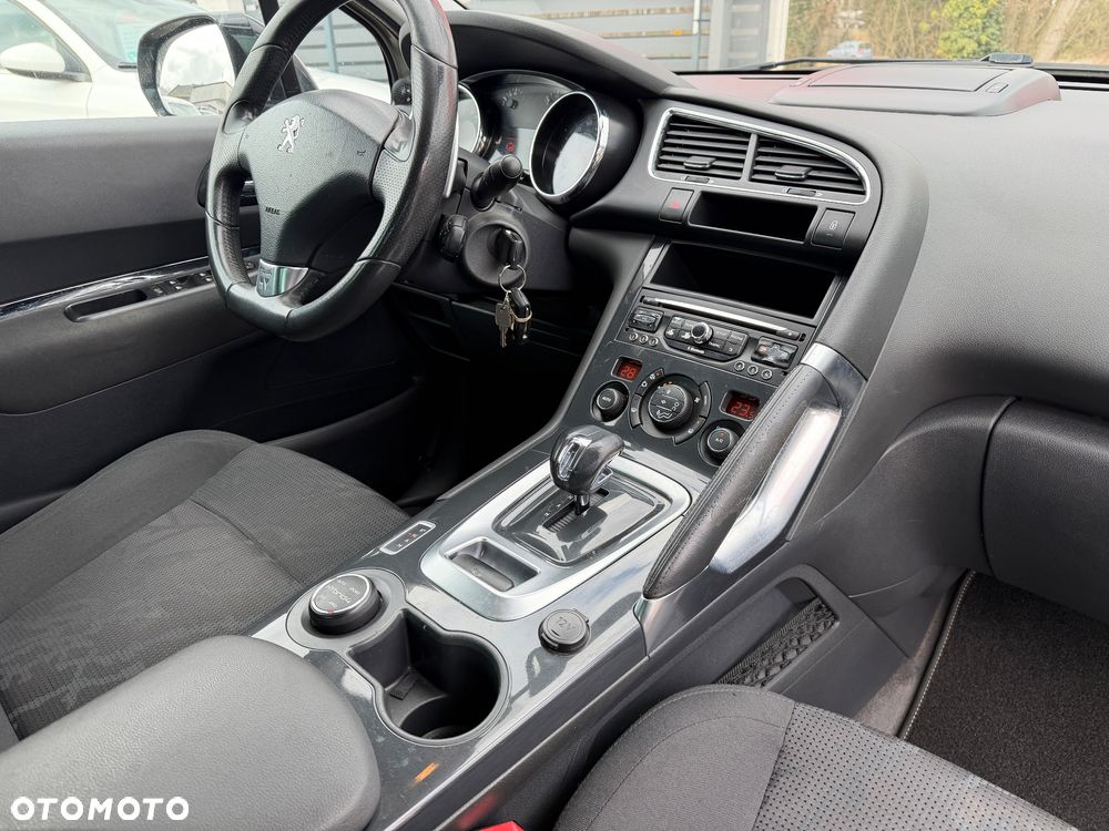 Peugeot 3008 HDi 160 Automatik Active - 23