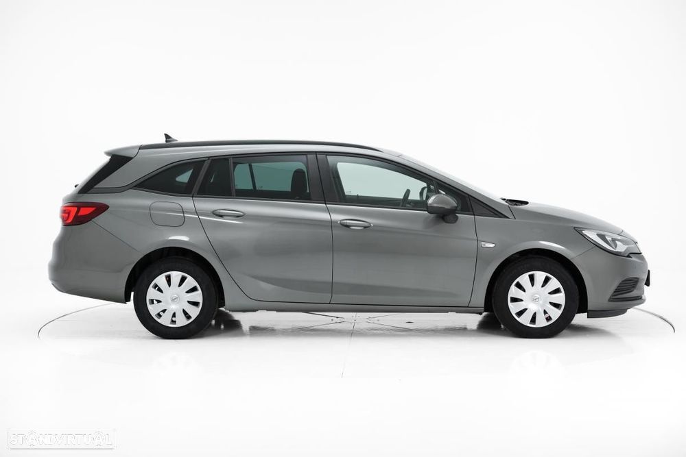 Opel Astra Sports Tourer - 2