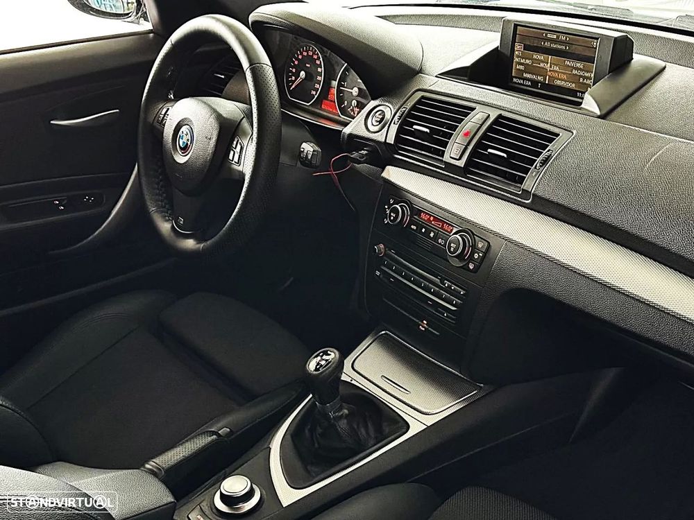 BMW 118 d Pack M - 36