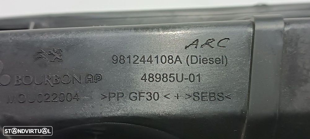 TAMPA DE COMBUSTÍVEL PEUGEOT 5008 ALLURE - 4