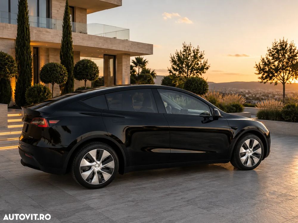 Tesla Model Y AWD Performance - 3