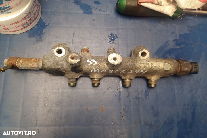 Rampa injectoare Mazda 5 CR [2005 - 2008] Minivan 2.0 MT (146 hp) - 1