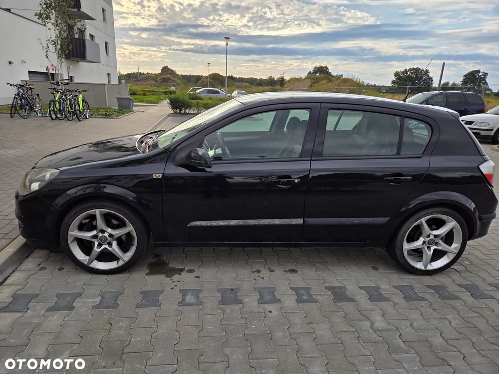 Opel Astra 2.0 T Sport - 12