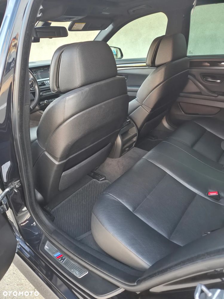 BMW Seria 5 525d - 10