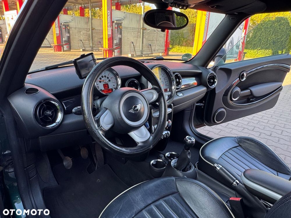MINI Clubman Cooper D - 16
