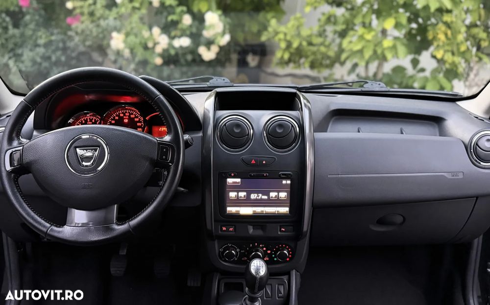 Dacia Duster 1.5 dCi 4x2 Prestige - 3