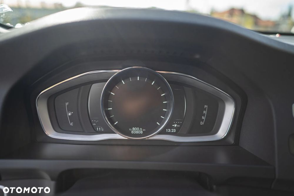 Volvo V60 T5 Drive-E R-Design Momentum - 19