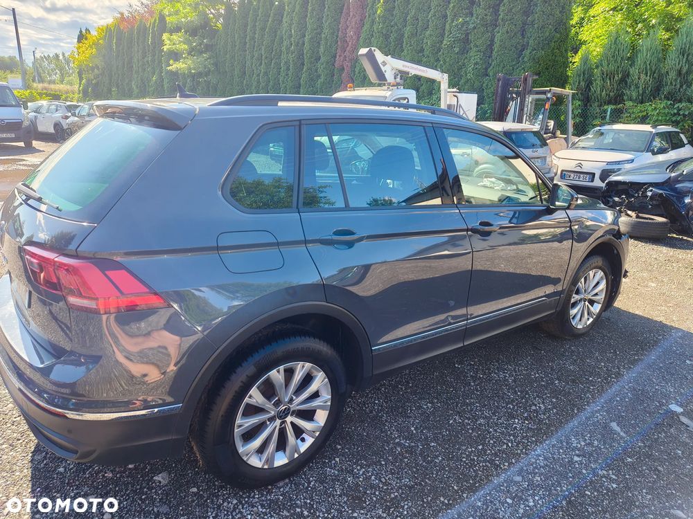 Volkswagen Tiguan 2.0 TDI SCR DSG ACTIVE - 11