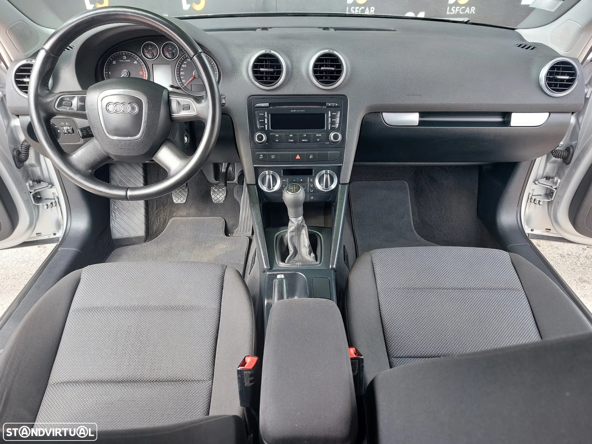 Audi A3 1.6 TDI Attraction - 17