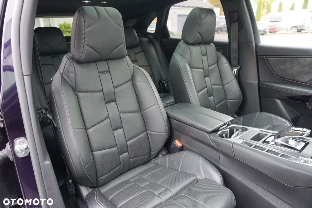 DS Automobiles DS 7 Crossback - 36