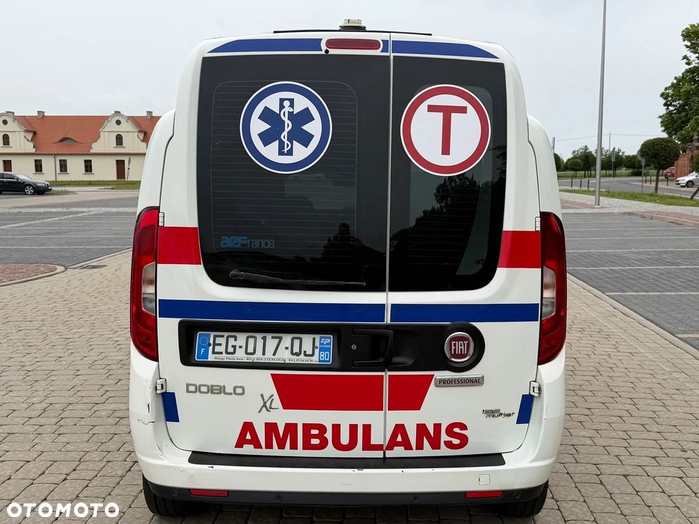 Fiat Doblo Karetka Ambulans Ambulance Sanitarny EN1789 - 5