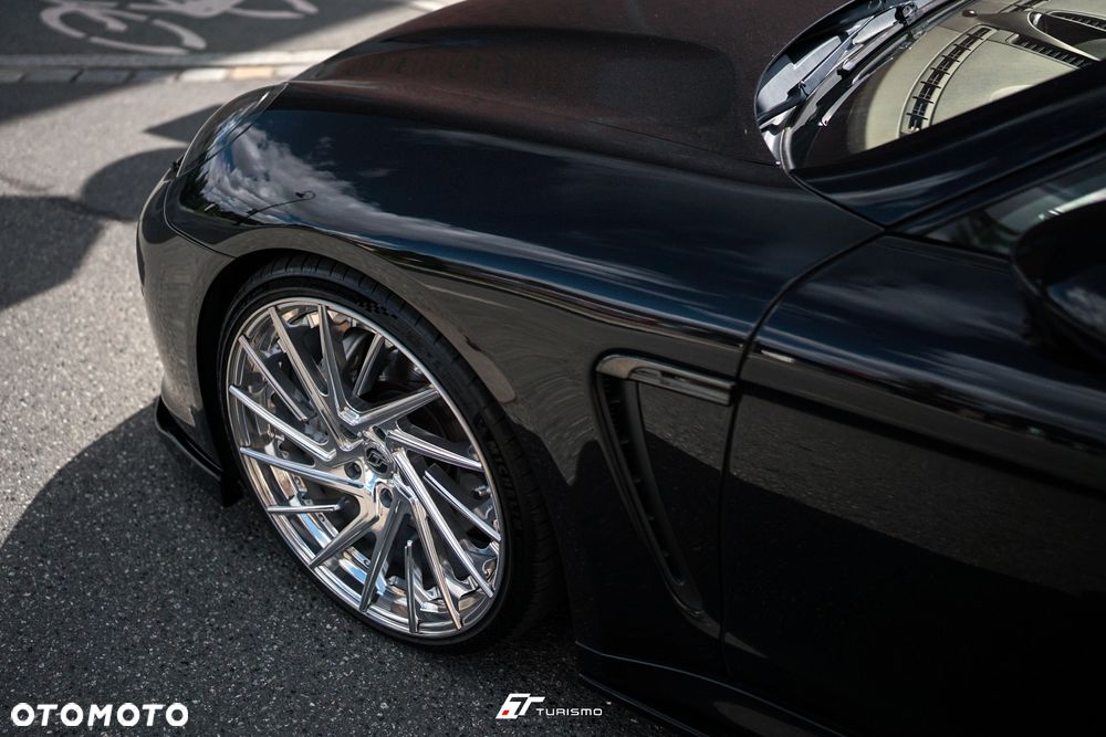 Porsche Panamera 4S - 4