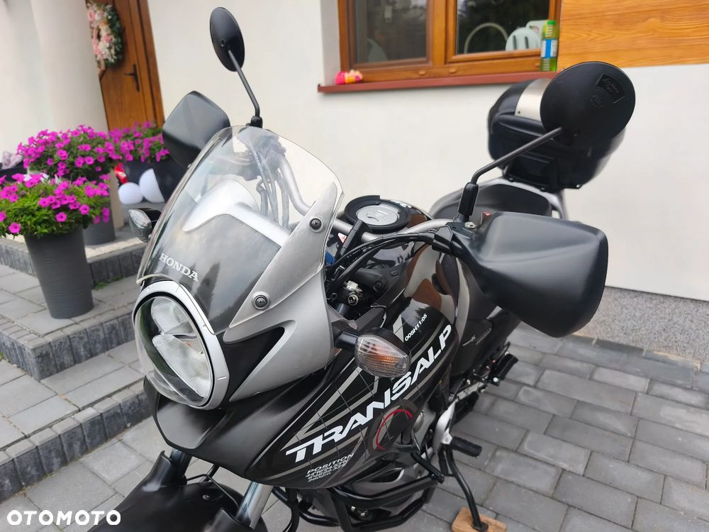 Honda XL - 23