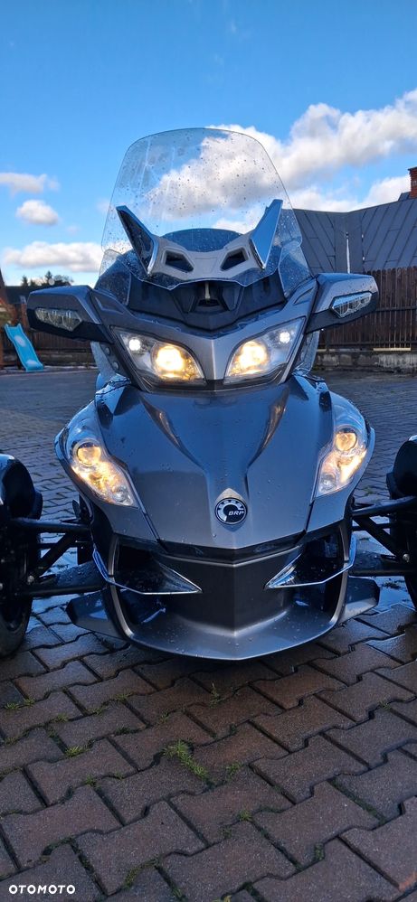 Can-Am Spyder - 8
