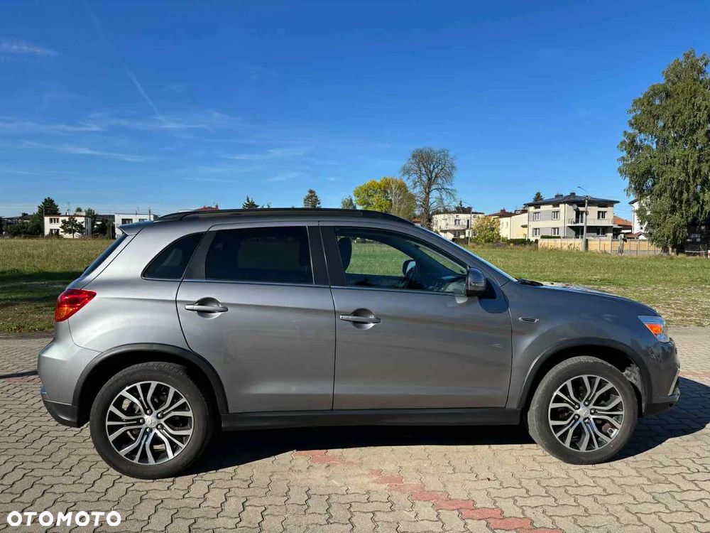 Mitsubishi ASX - 16
