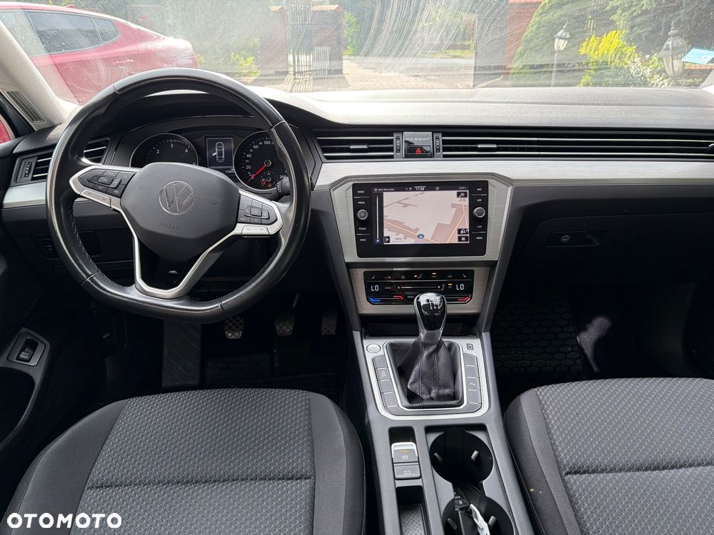 Volkswagen Passat 2.0 TDI EVO Business - 12